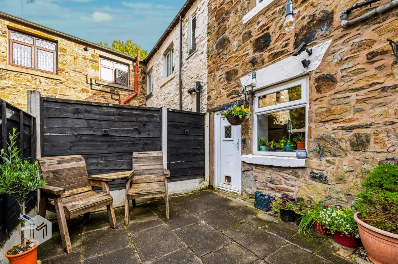 Bury Old Road, Ainsworth, BL2, photo 12