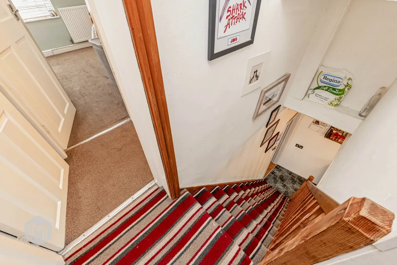 Bury Old Road, Ainsworth, BL2, photo 6