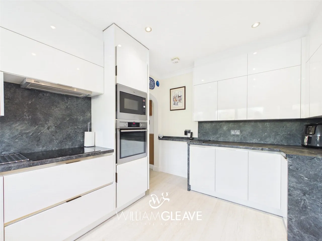 Deganwy Road, Llanrhos, Llandudno, Conwy, LL30 1NE, photo 12