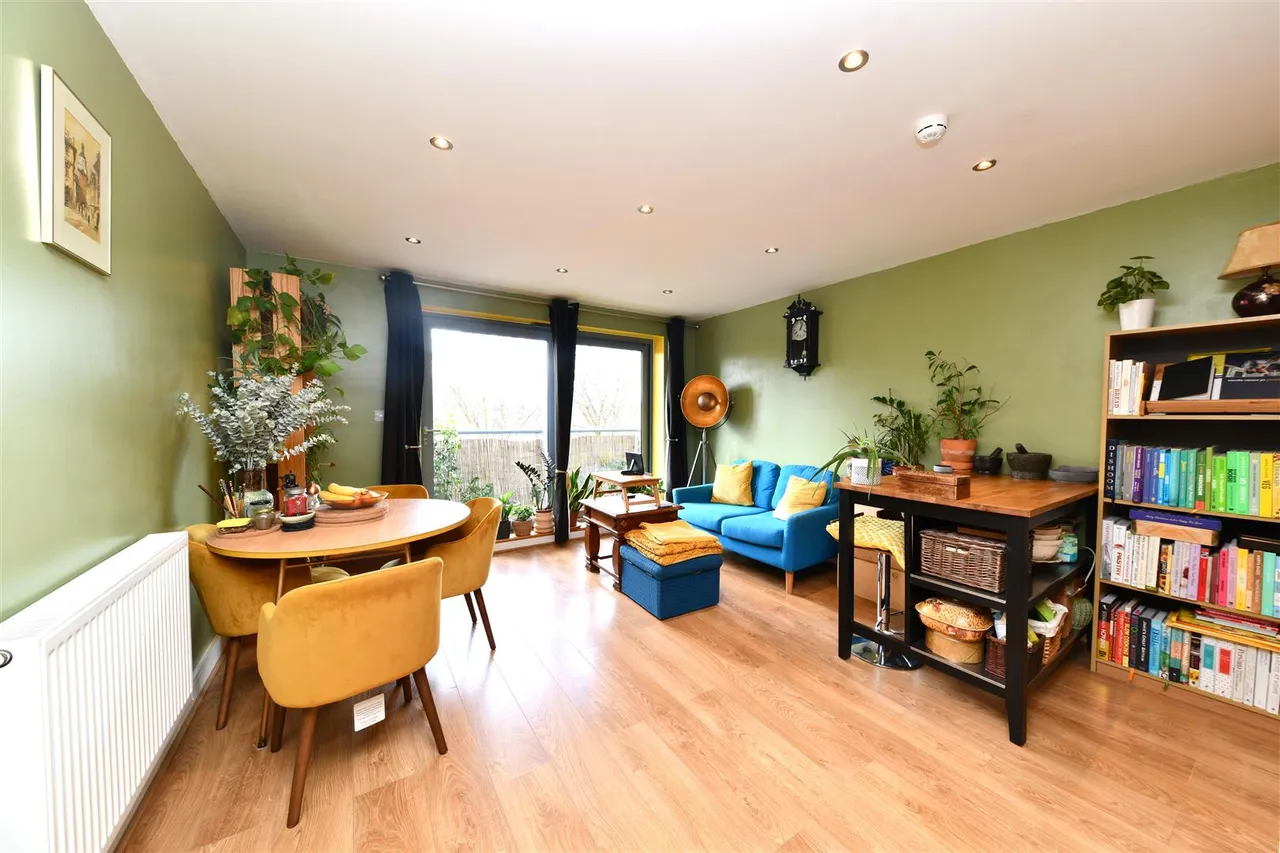 Woolners Way, Stevenage, SG1 3BT, photo 2