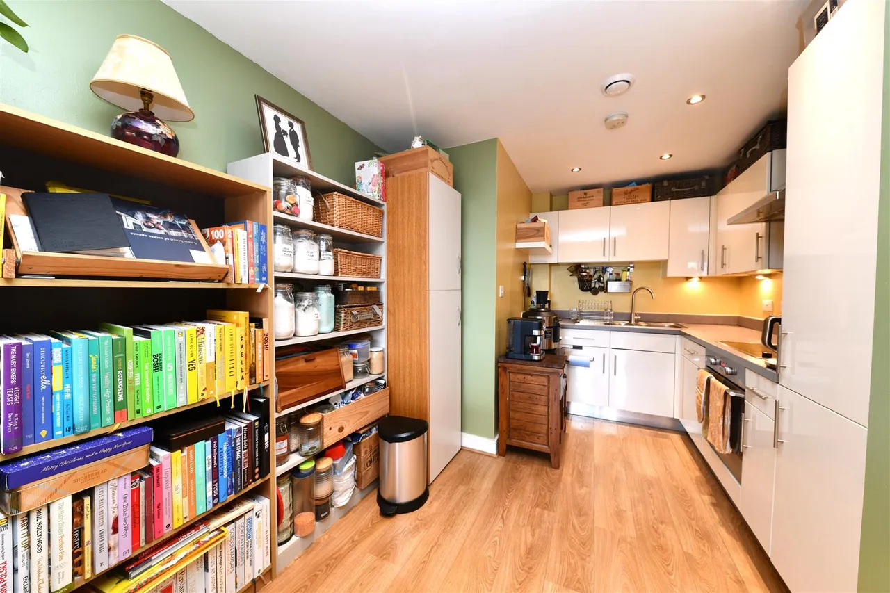 Woolners Way, Stevenage, SG1 3BT, photo 5