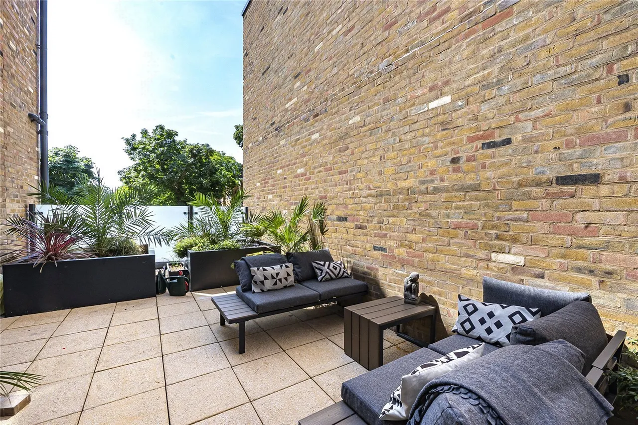 Lion Wharf Road, Old Isleworth, TW7, photo 14