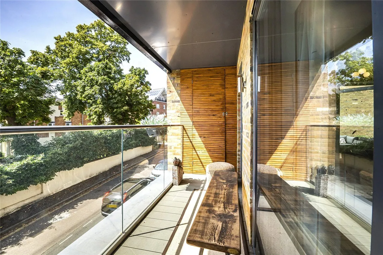 Lion Wharf Road, Old Isleworth, TW7, photo 6