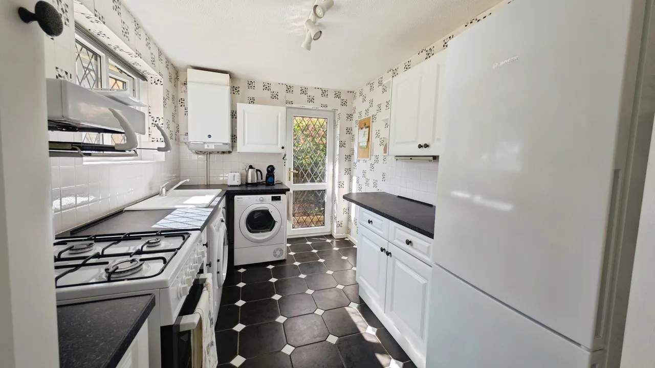 Knightswell Close, Cardiff, CF5 4NA, photo 10