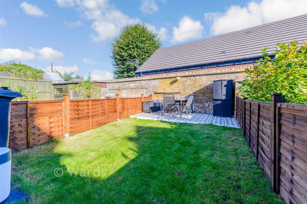 Christchurch Crescent, Gravesend, DA12, photo 8