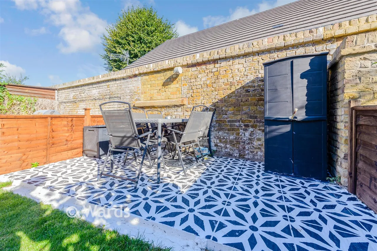 Christchurch Crescent, Gravesend, DA12, photo 11
