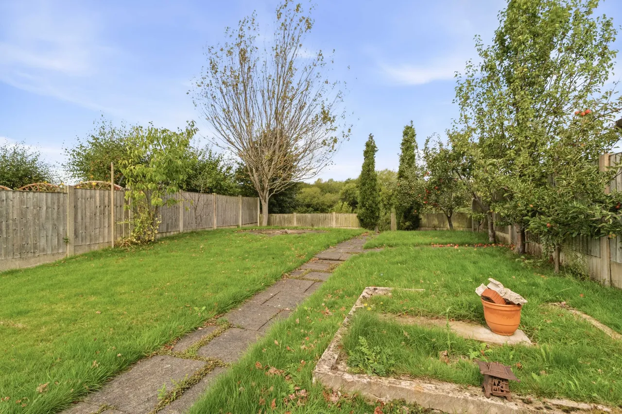 Alderley Road, Thelwall, Warrington, Warrington, WA4 2JA, photo 22