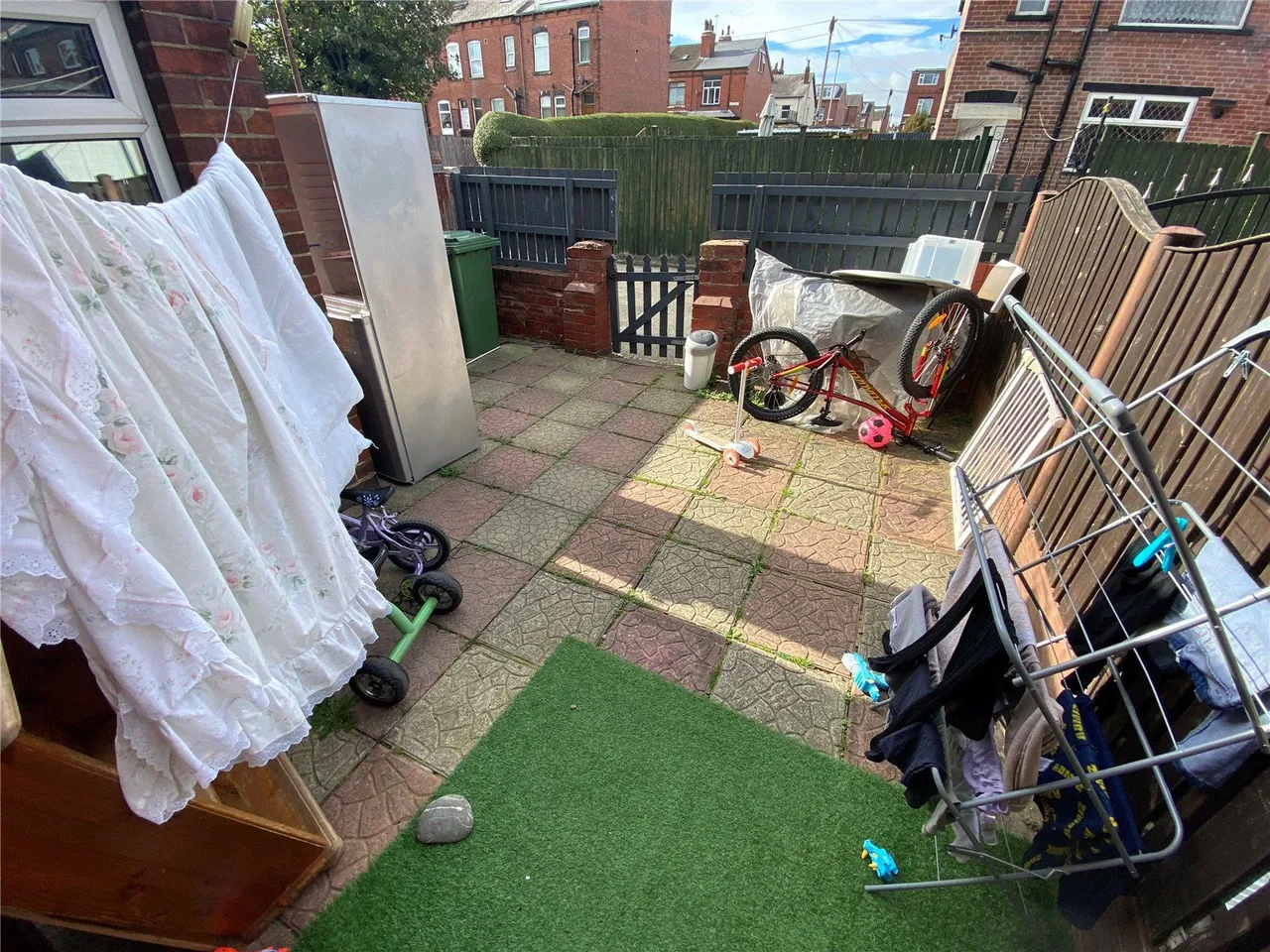 Cross Flatts Grove, Leeds, LS11, photo 9