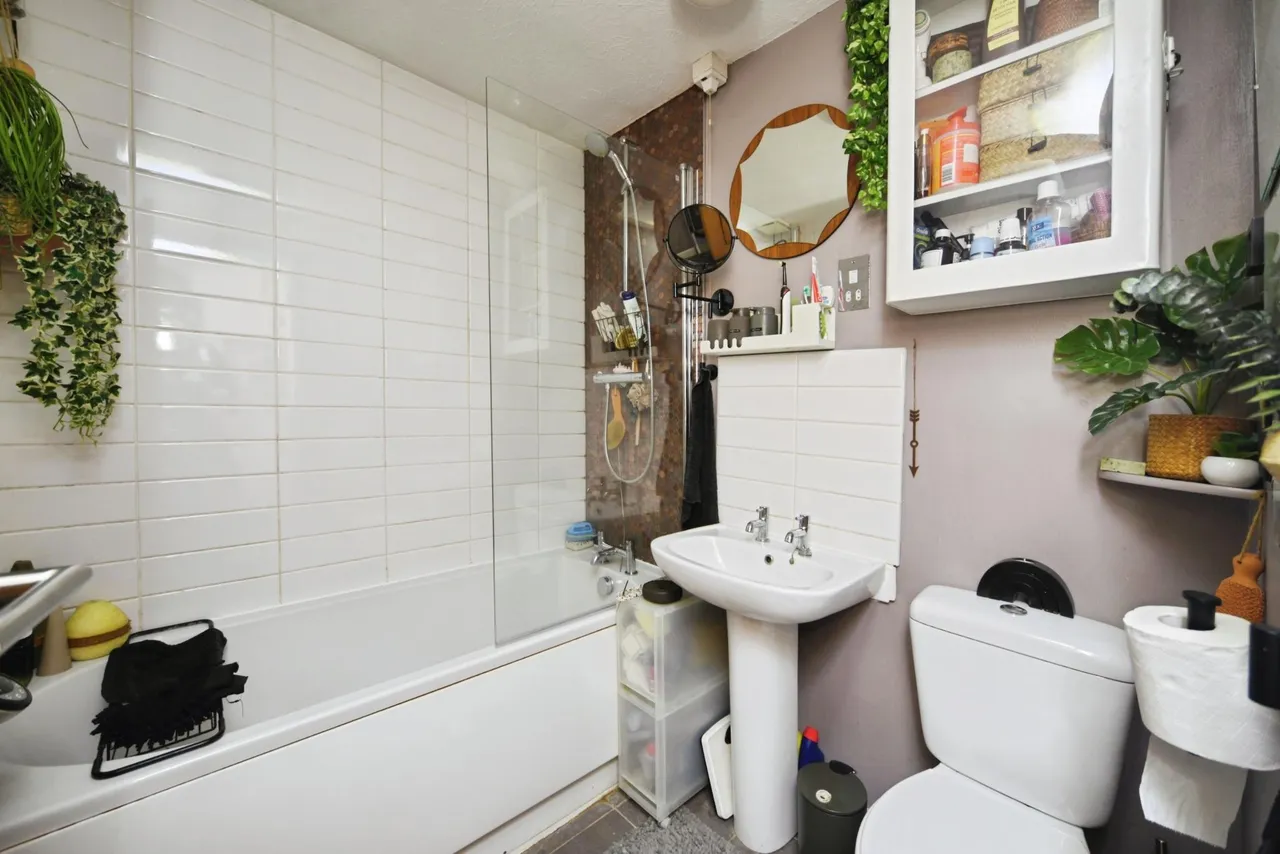 Wharfdale Road, London, N1, photo 10