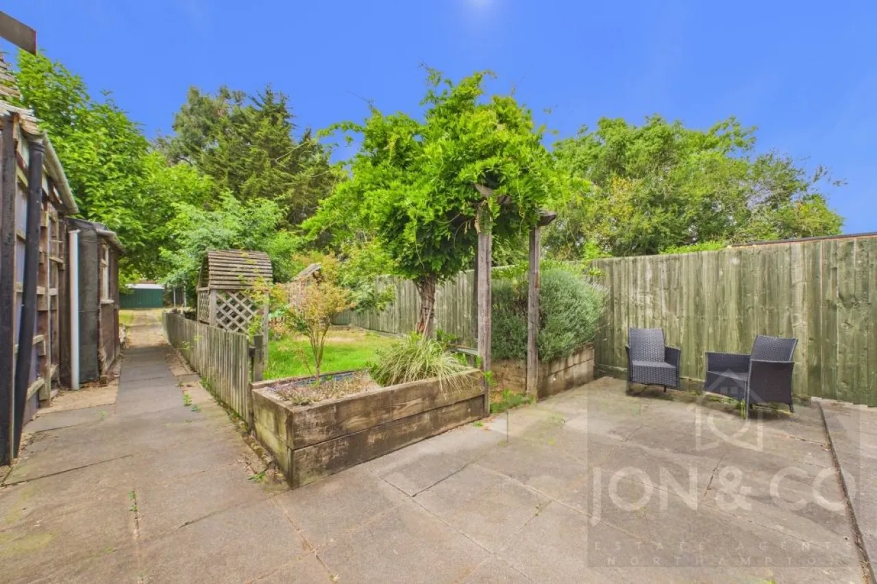 Northampton Lane South, Moulton, NN3, photo 17