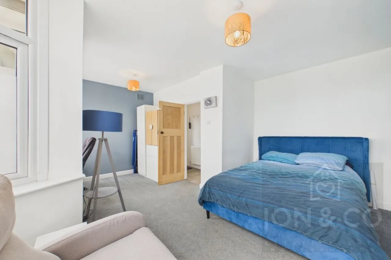 Northampton Lane South, Moulton, NN3, photo 8