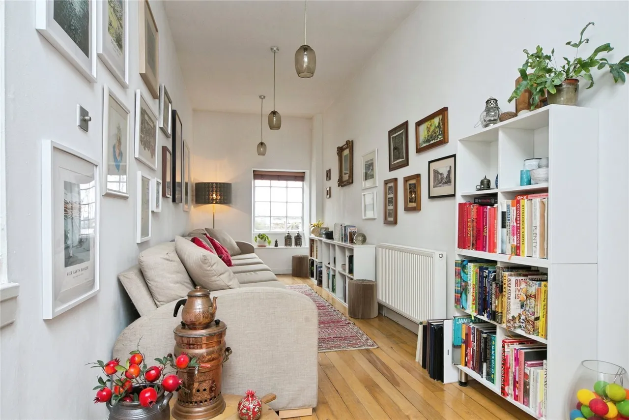 Bank Place, Porthmadog, LL49, photo 4