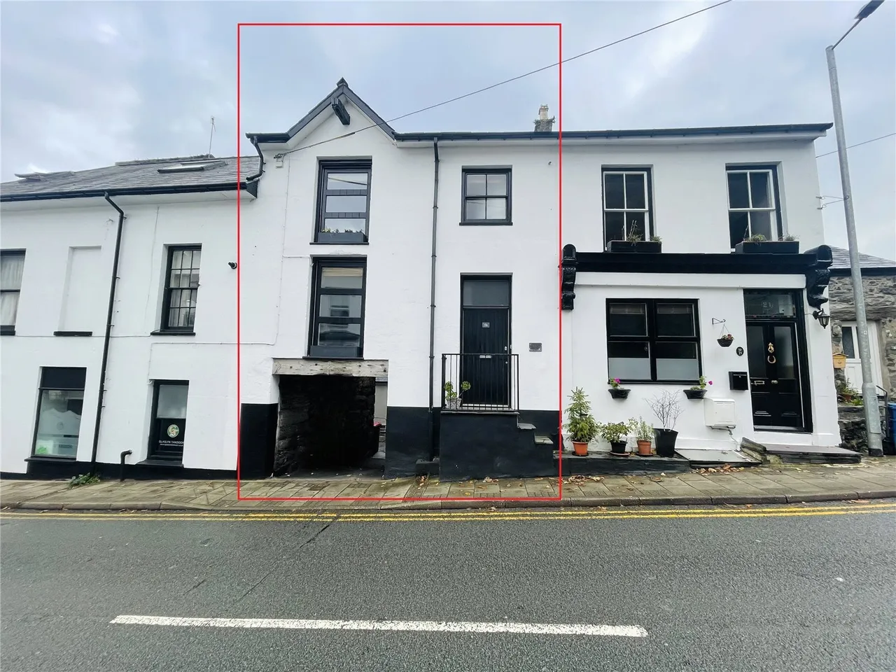 2 bed house for sale, Bank Place, Porthmadog, LL49