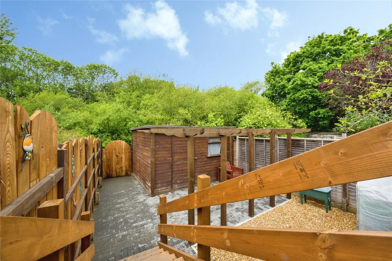 Woolston Road, Netley Abbey, SO31, photo 16