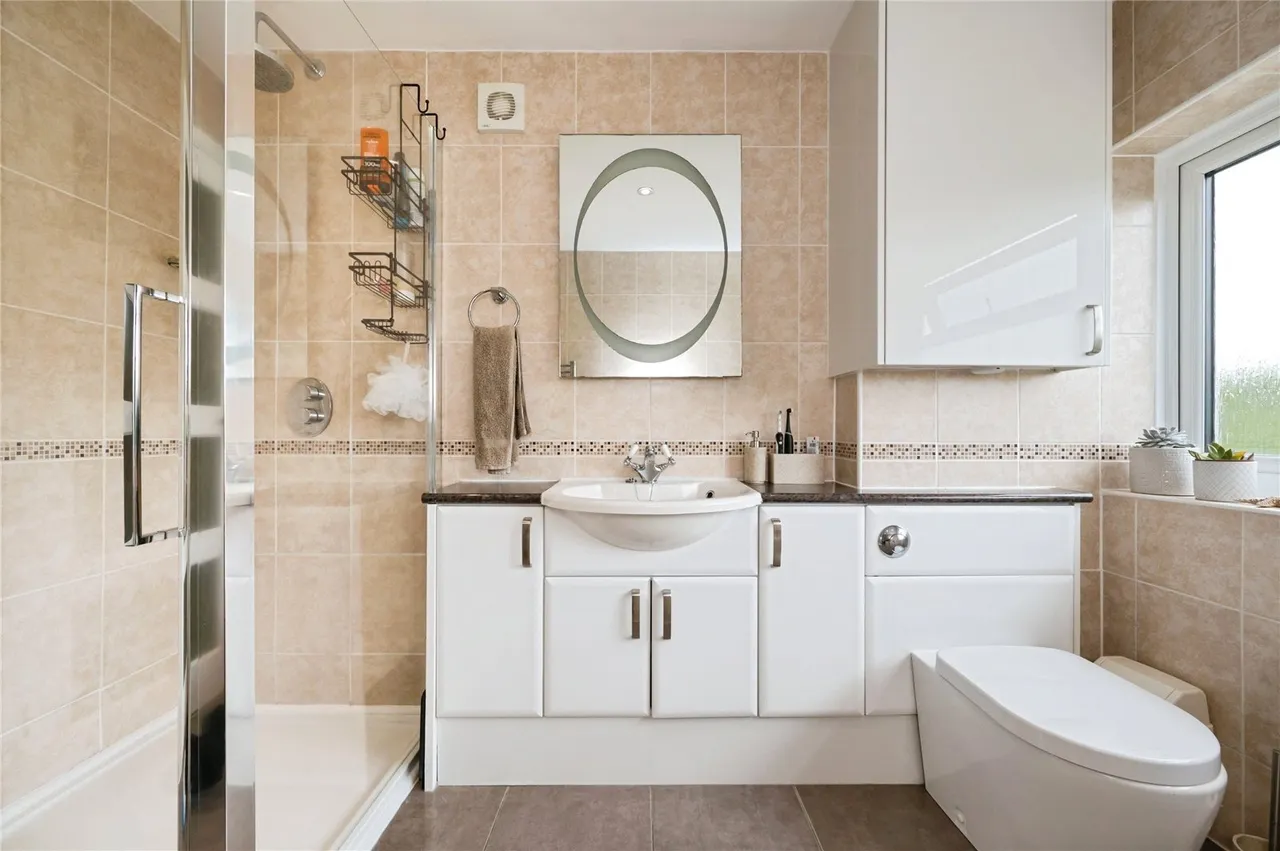 Woolston Road, Netley Abbey, SO31, photo 15