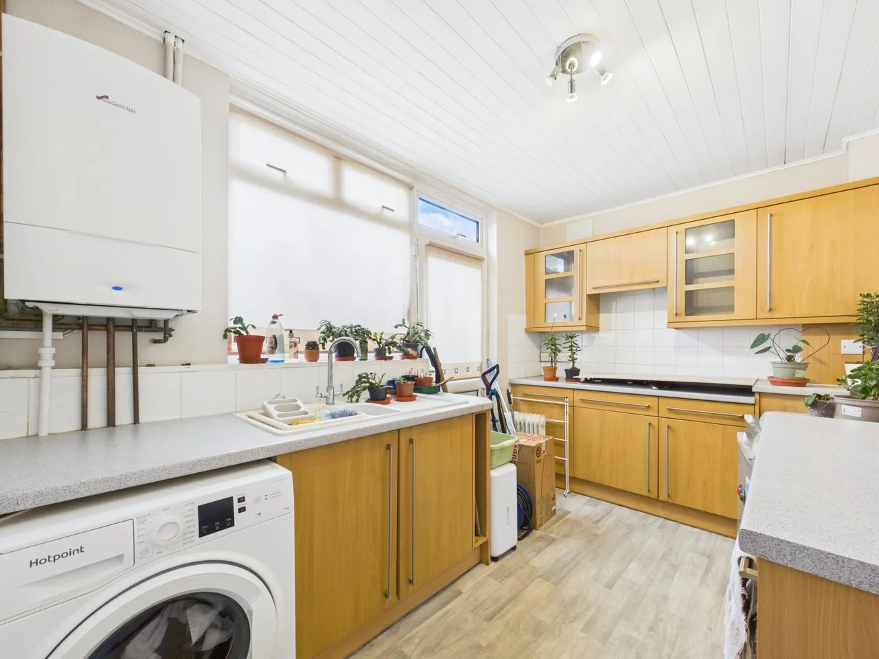 Gables Avenue, Ashford, TW15, photo 11