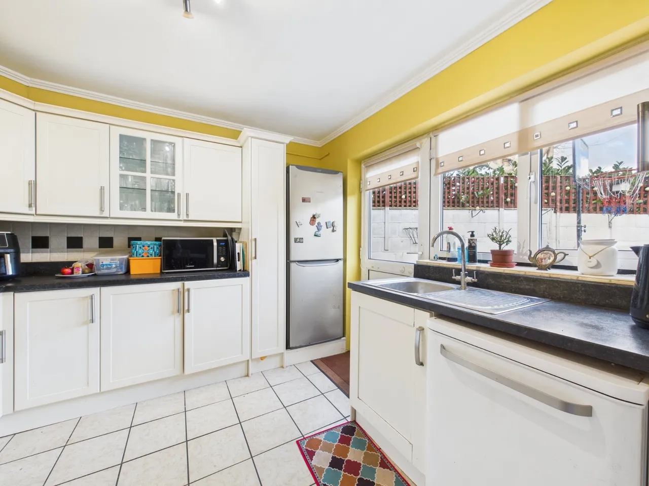Gables Avenue, Ashford, TW15, photo 4