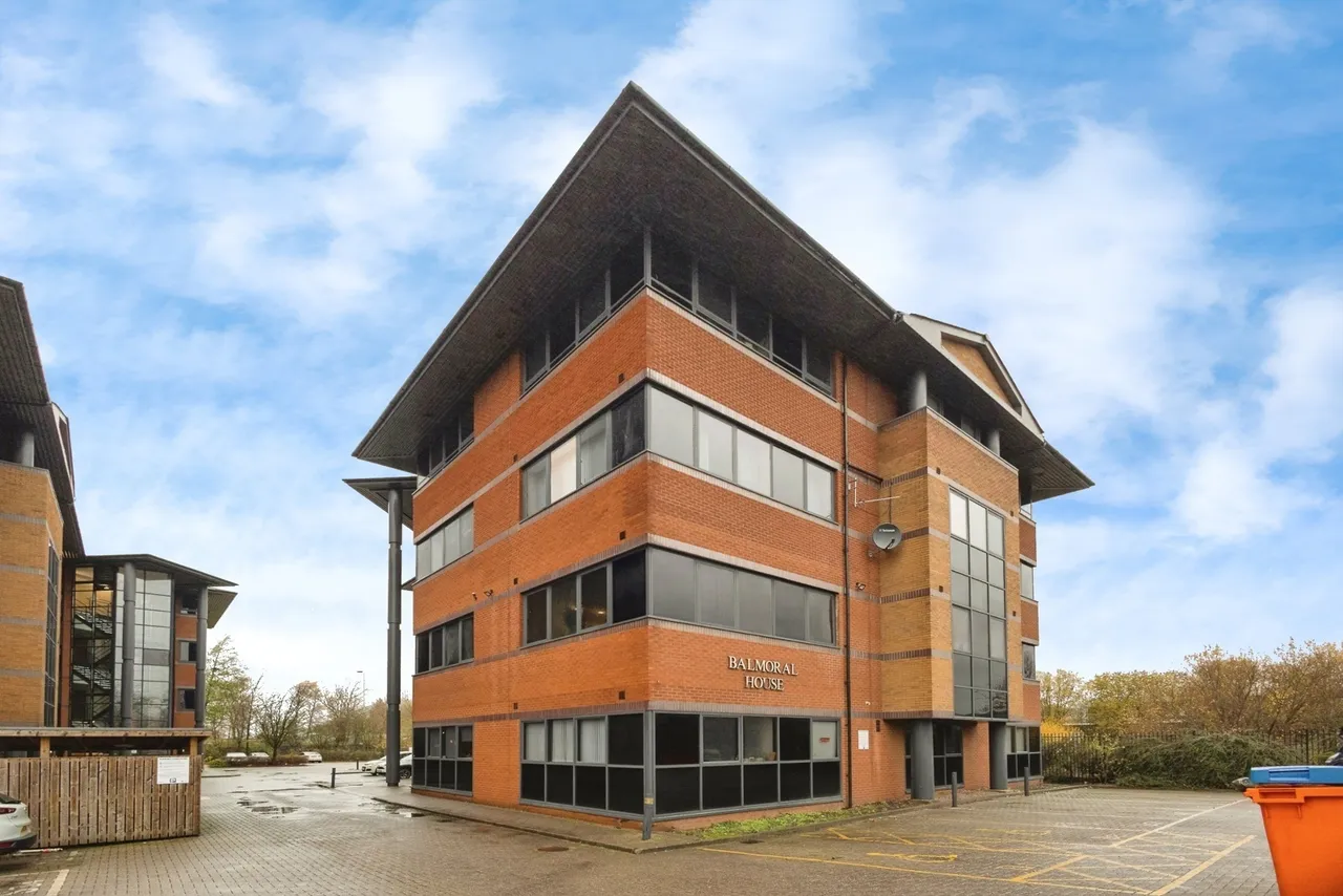 1 bed flat for sale — Windsor Street, SALFORD, Lancashire, M5