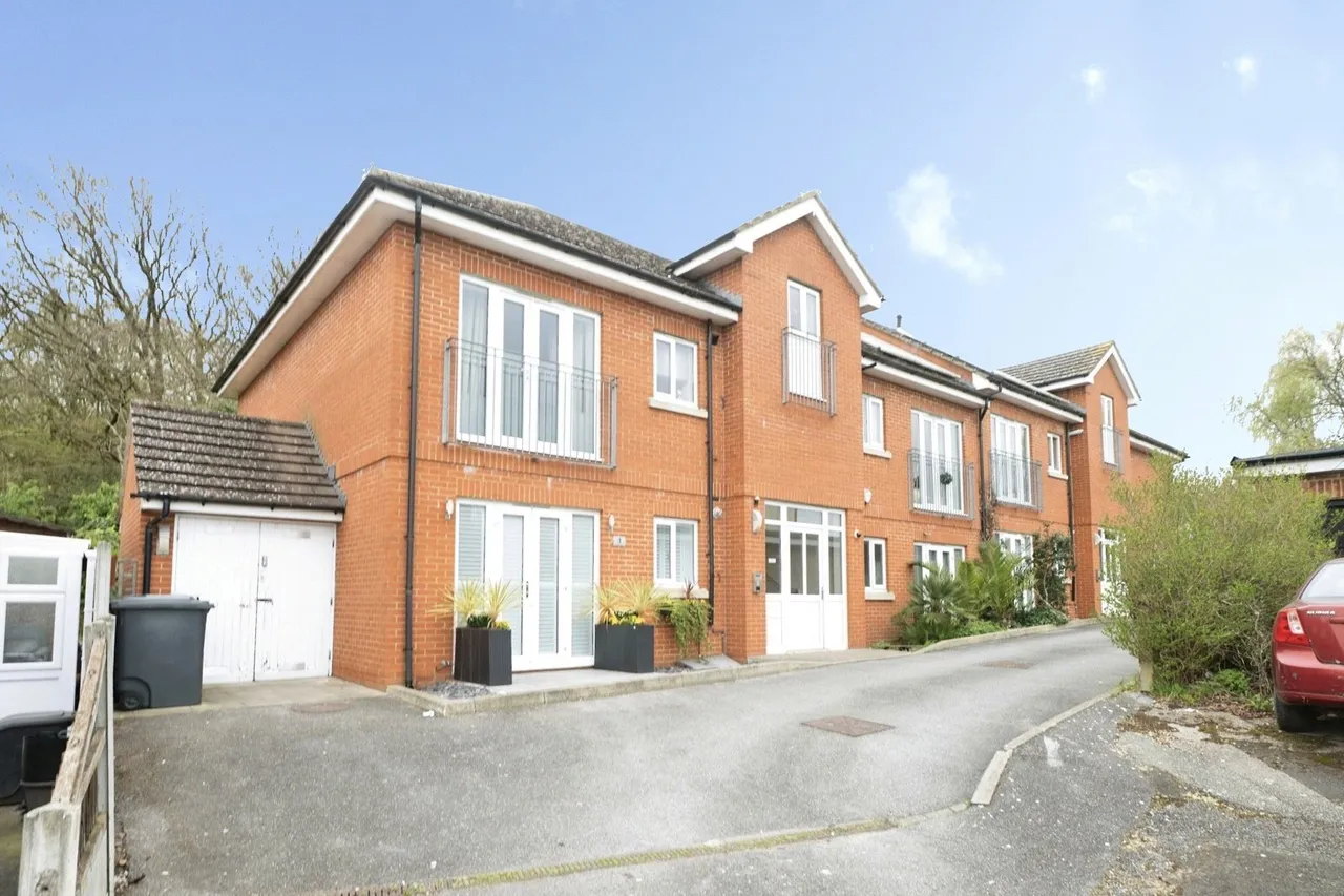 Brocket Way, CHIGWELL, Essex, IG7, photo 6