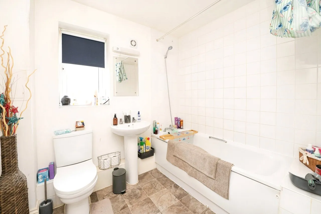 Brocket Way, CHIGWELL, Essex, IG7, photo 4