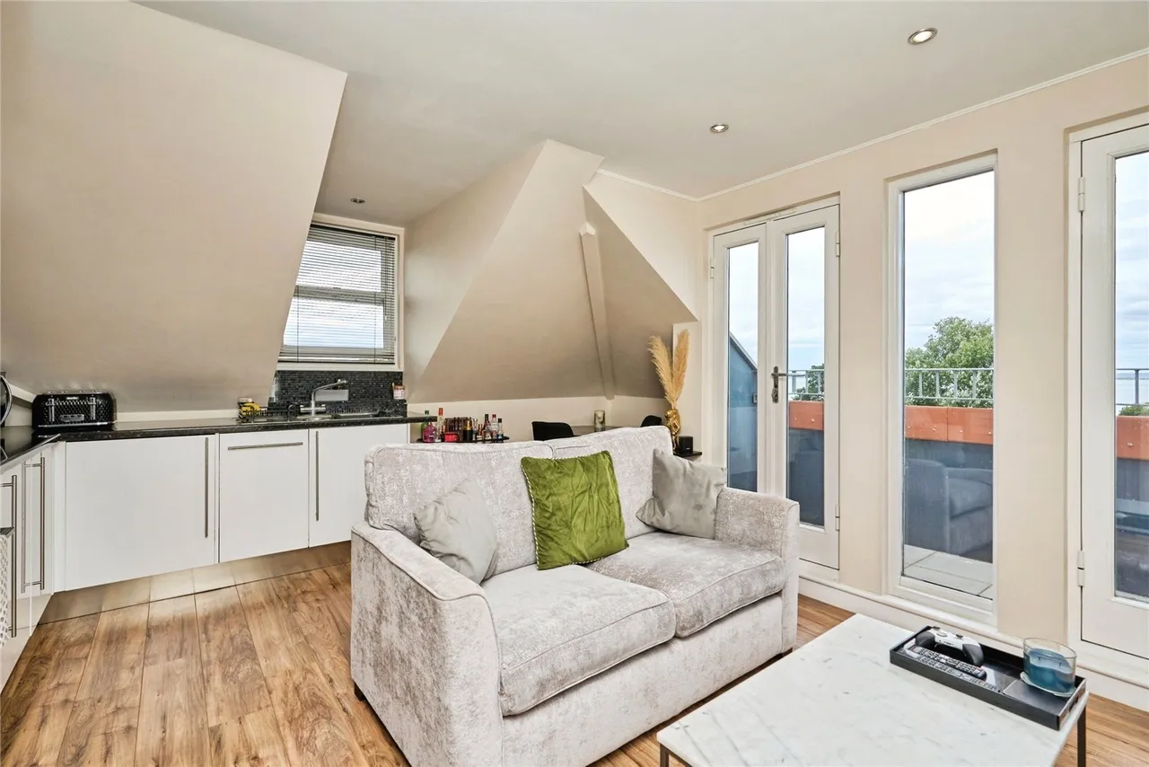 Appley Rise, Ryde, PO33, photo 9