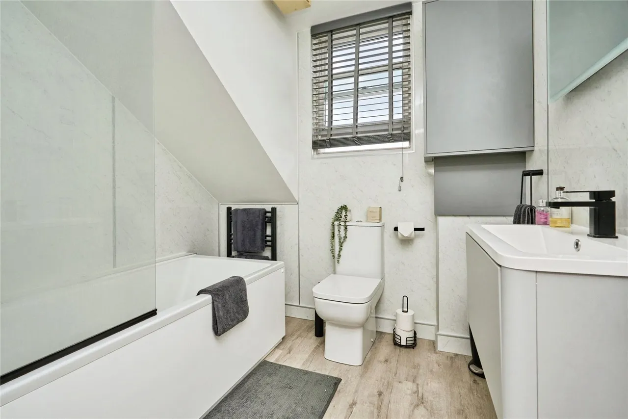 Appley Rise, Ryde, PO33, photo 12