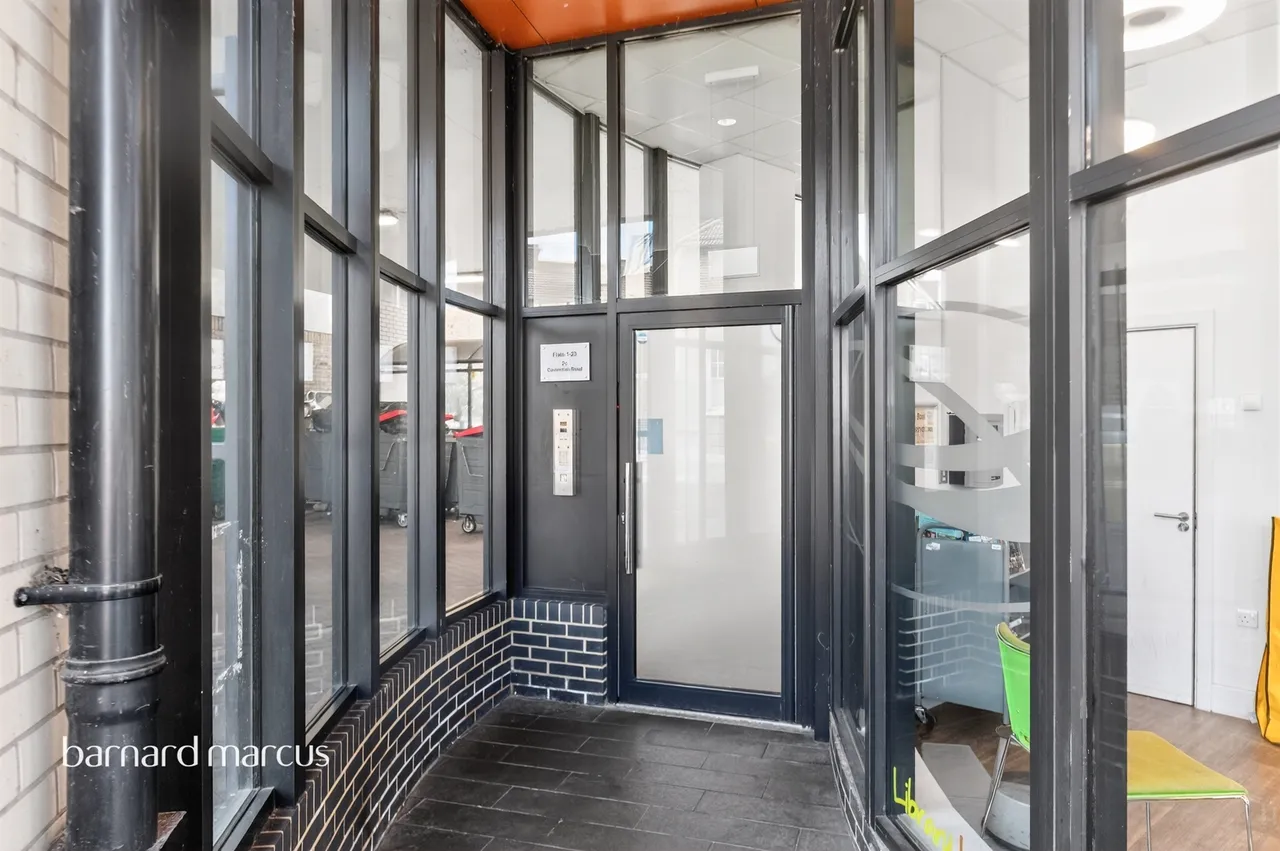 Cavendish Road, London, SW19, photo 11