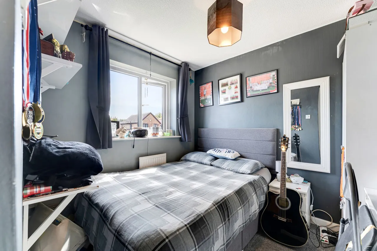 Bexhill Drive, Leigh, Leigh, WN7 5TF, photo 14