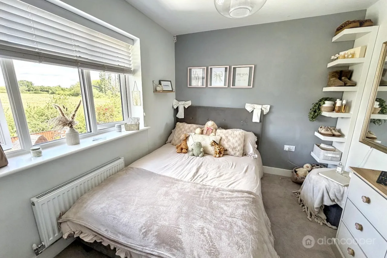 Russett Avenue, Manor Fields, CV11, photo 16