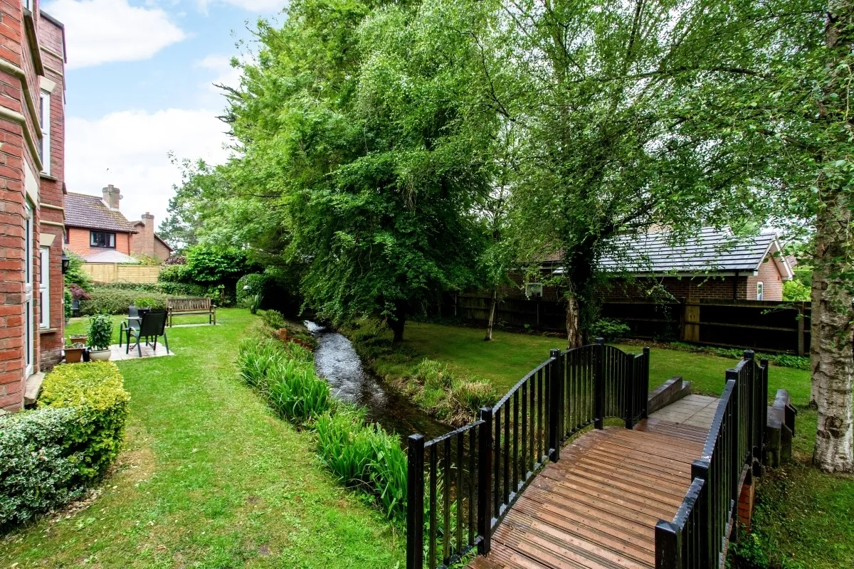 Main Road, Otterbourne, SO21, photo 9