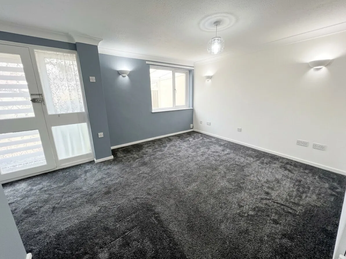 Marlene Croft, Birmingham, B37, photo 3