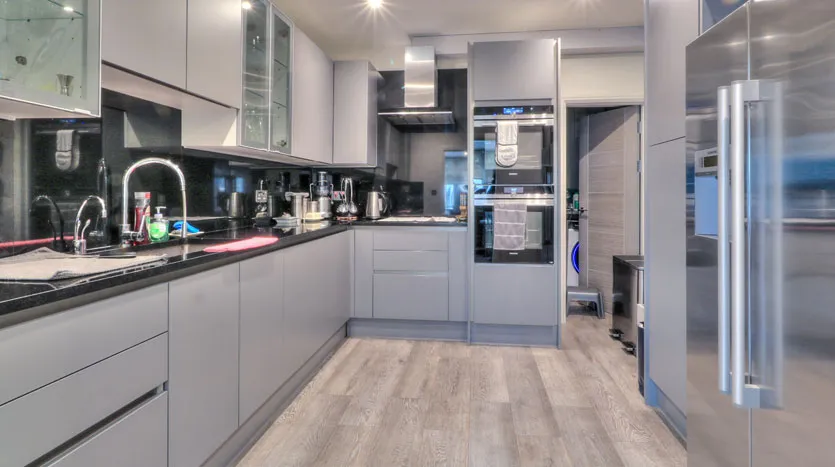 First Avenue, London, W3 7JW, photo 6