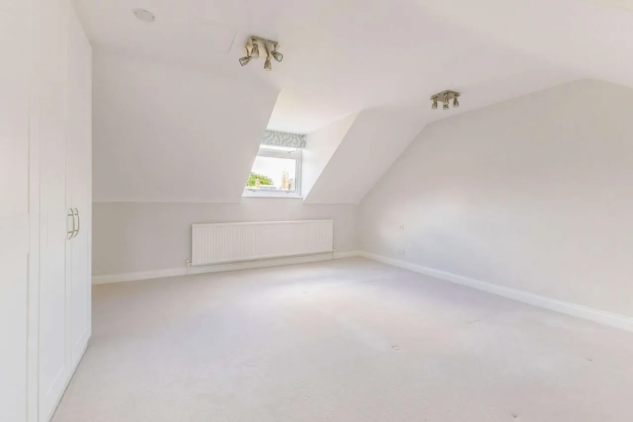 Village Road, Coleshill, Amersham, Buckinghamshire, HP7 0LG, photo 9