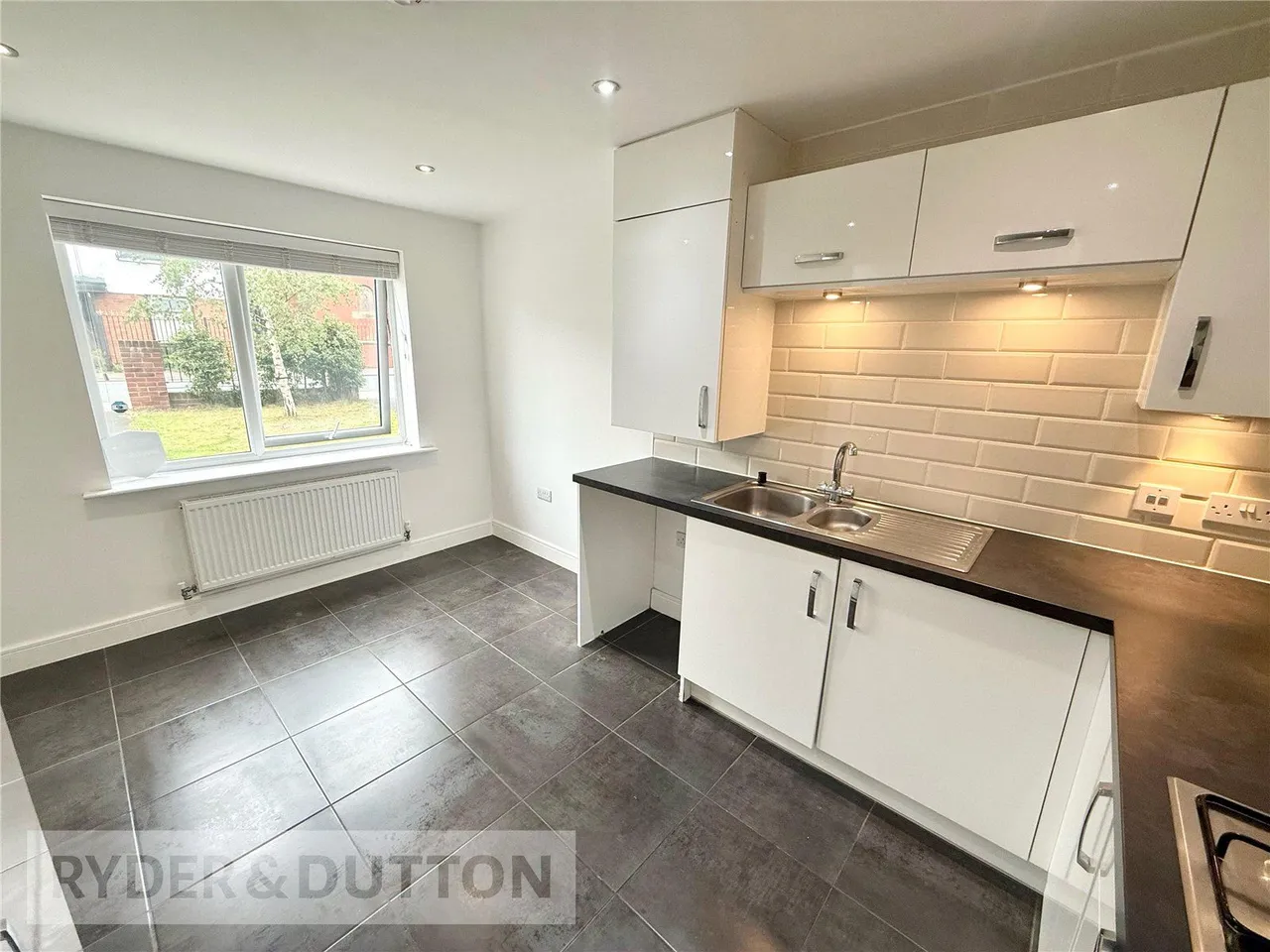 Varley Street, Miles Platting, M40, photo 9
