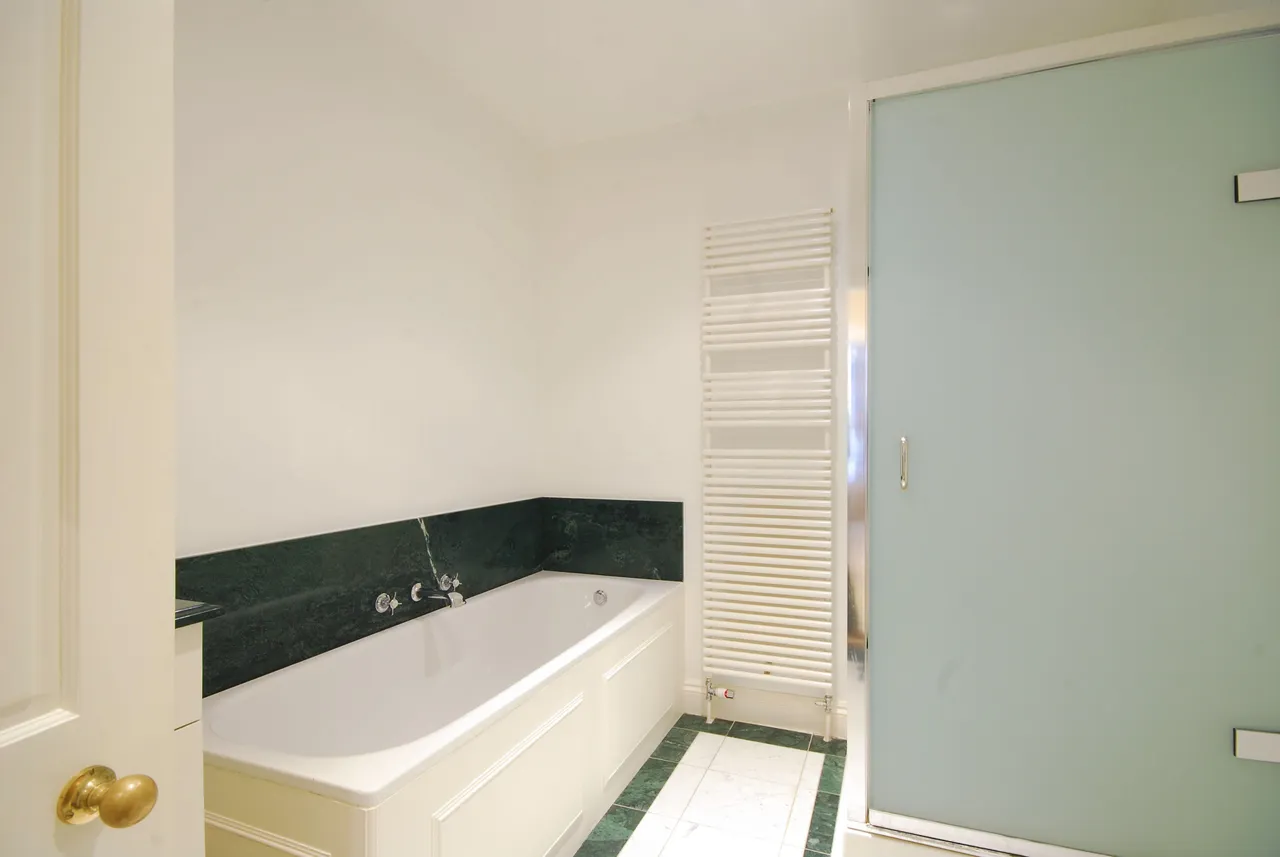 Darwin House, 47a Queens Gate, London, photo 5