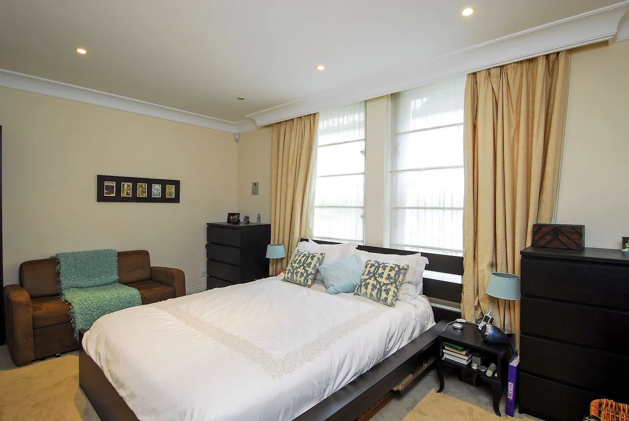 Darwin House, 47a Queens Gate, London, photo 4