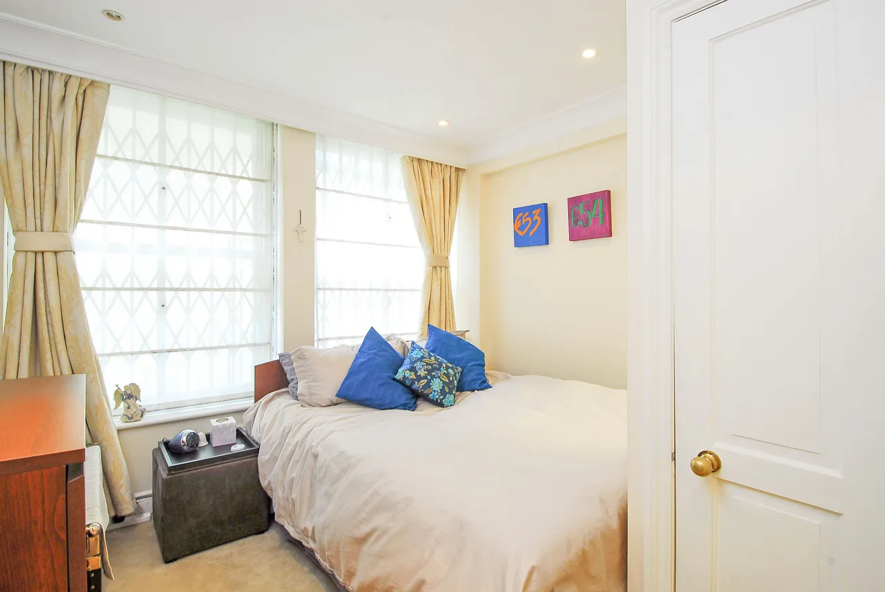 Darwin House, 47a Queens Gate, London, photo 6