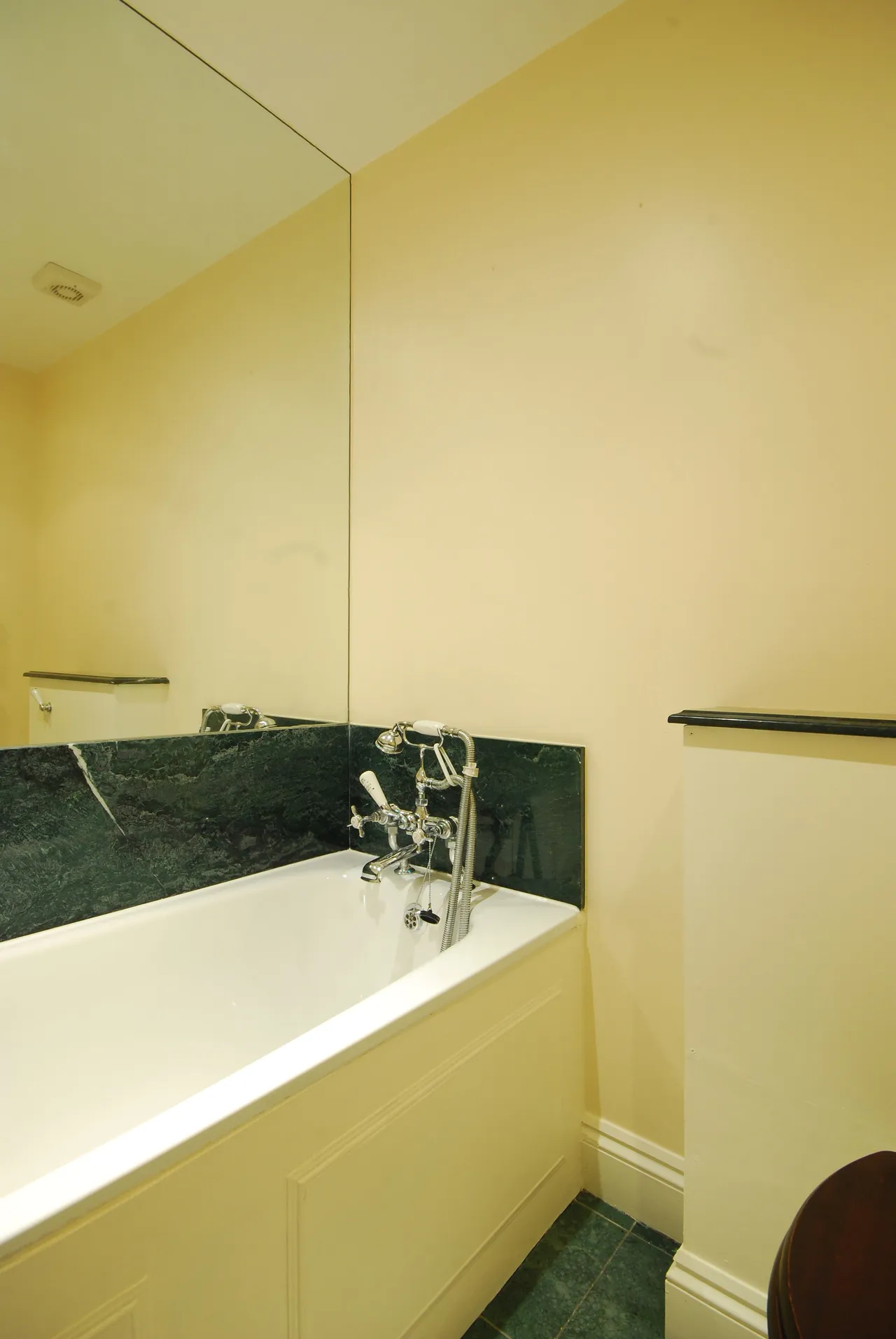 Darwin House, 47a Queens Gate, London, photo 9