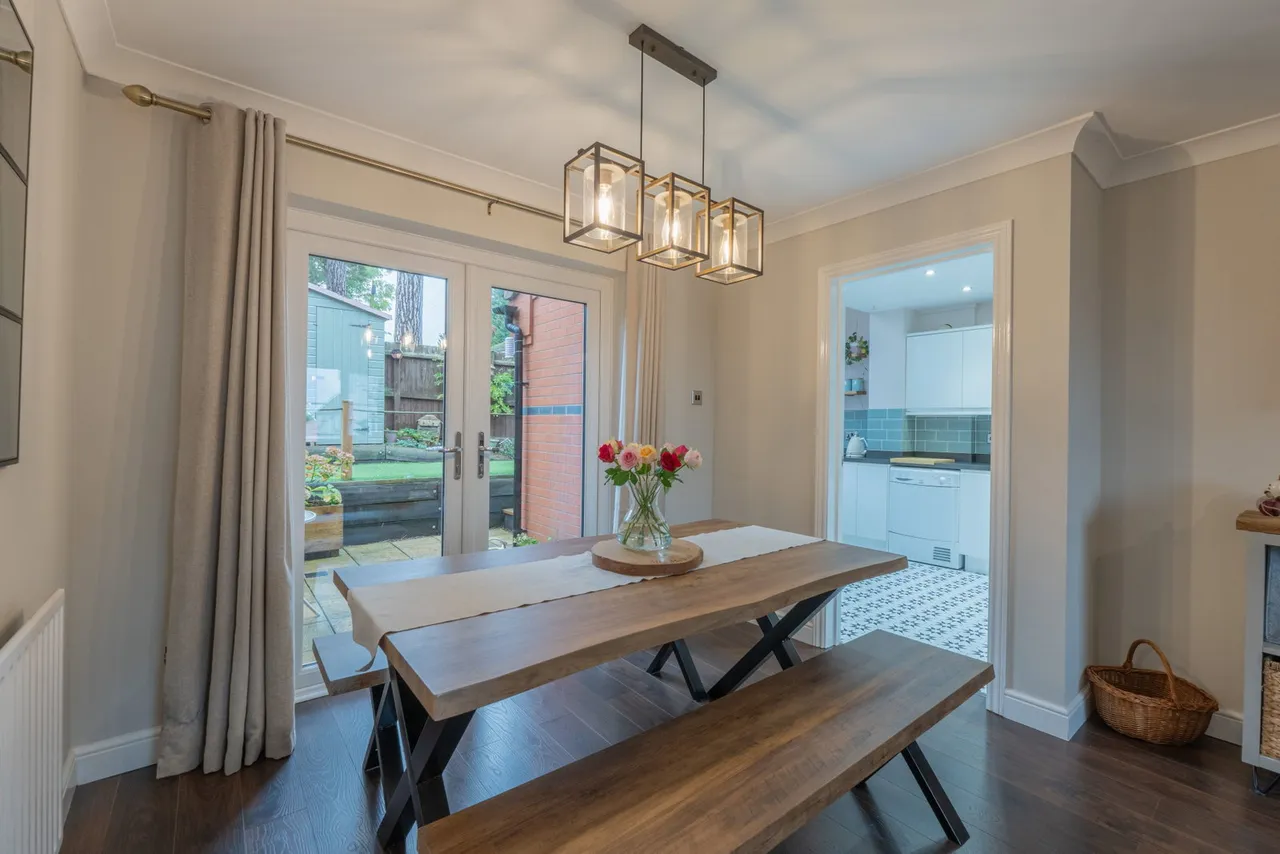 Old Vicarage Gardens, Studley, B80 7SG, photo 12