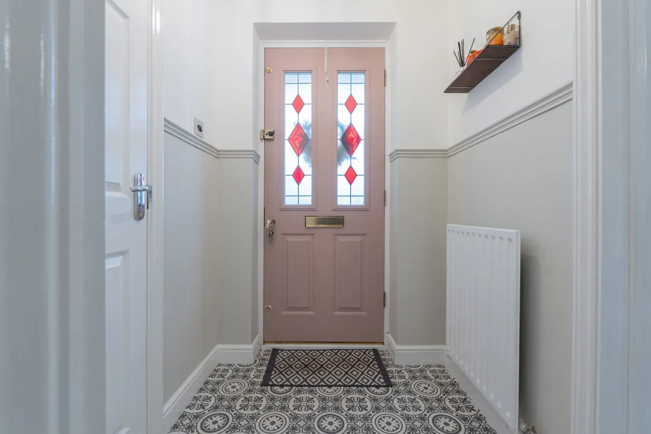 Old Vicarage Gardens, Studley, B80 7SG, photo 2