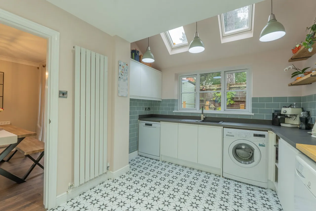 Old Vicarage Gardens, Studley, B80 7SG, photo 6
