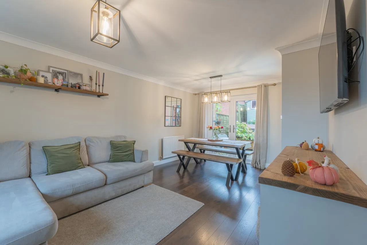 Old Vicarage Gardens, Studley, B80 7SG, photo 9