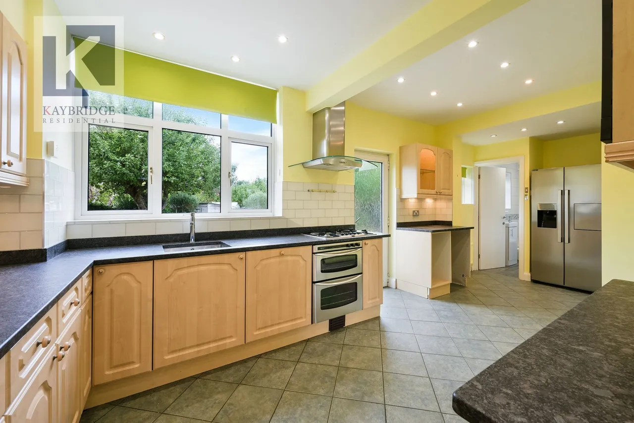 Church Road, Worcester Park, KT4, photo 7
