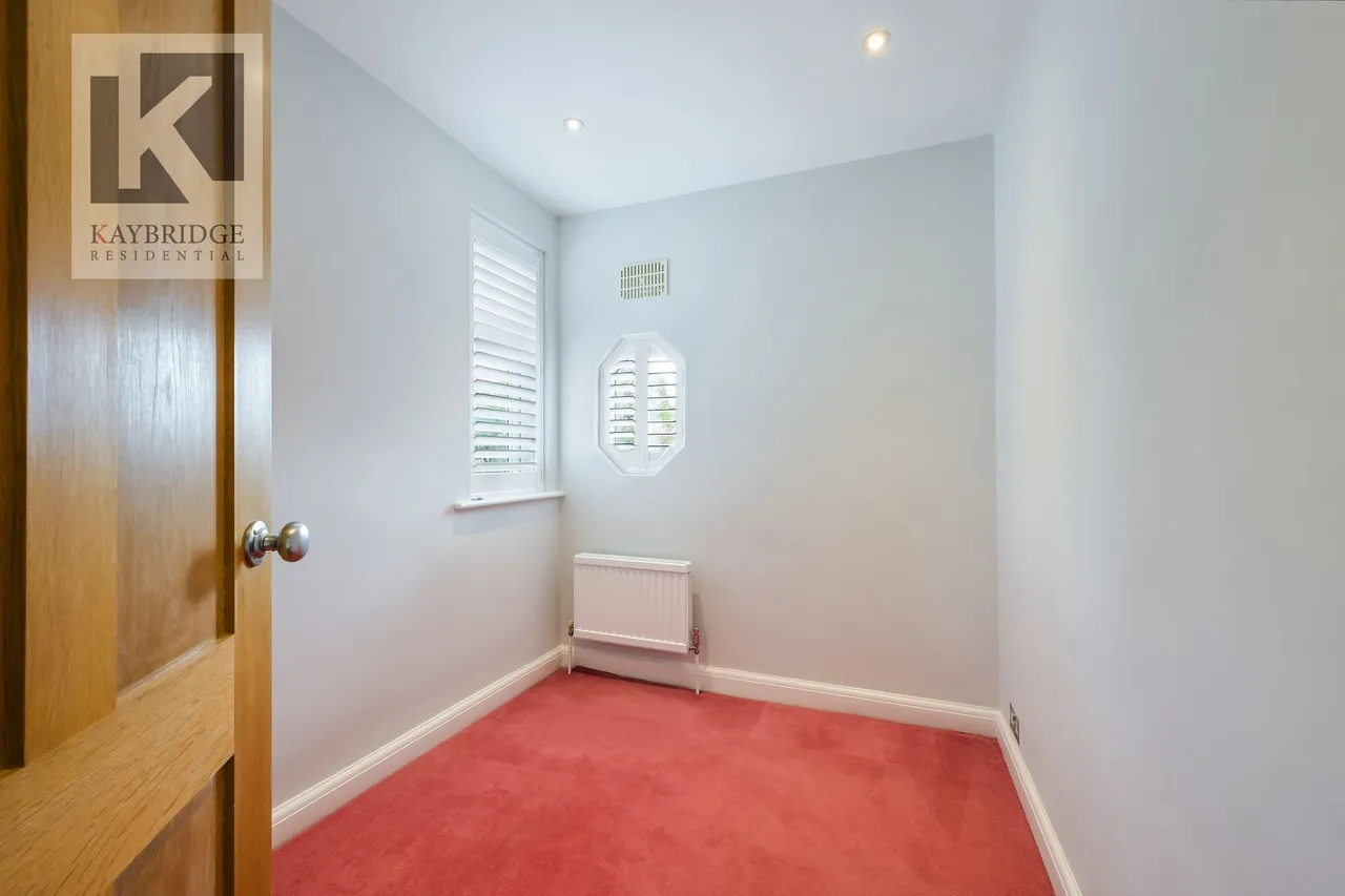 Church Road, Worcester Park, KT4, photo 13