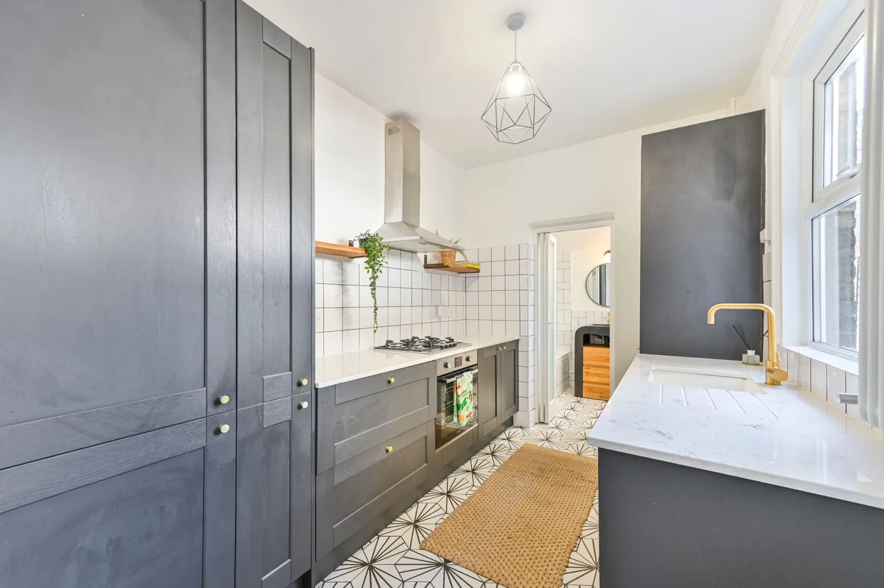 30A Turton Road, Wembley, photo 3