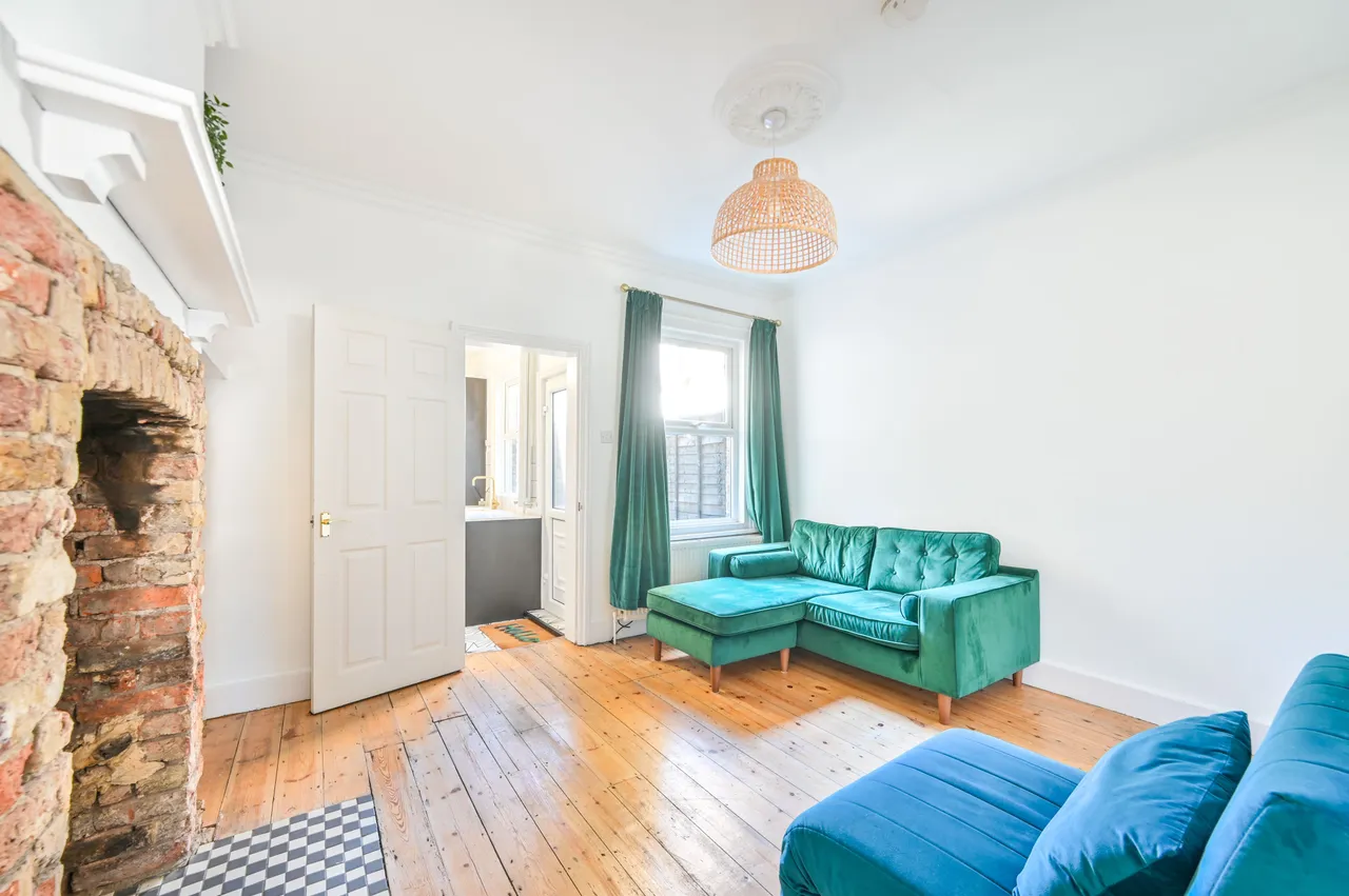 30A Turton Road, Wembley, photo 7