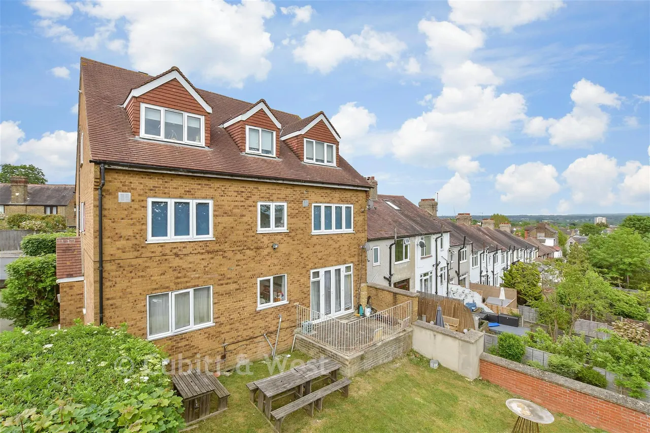 1 bed flat for sale, Parry Road, London, SE25