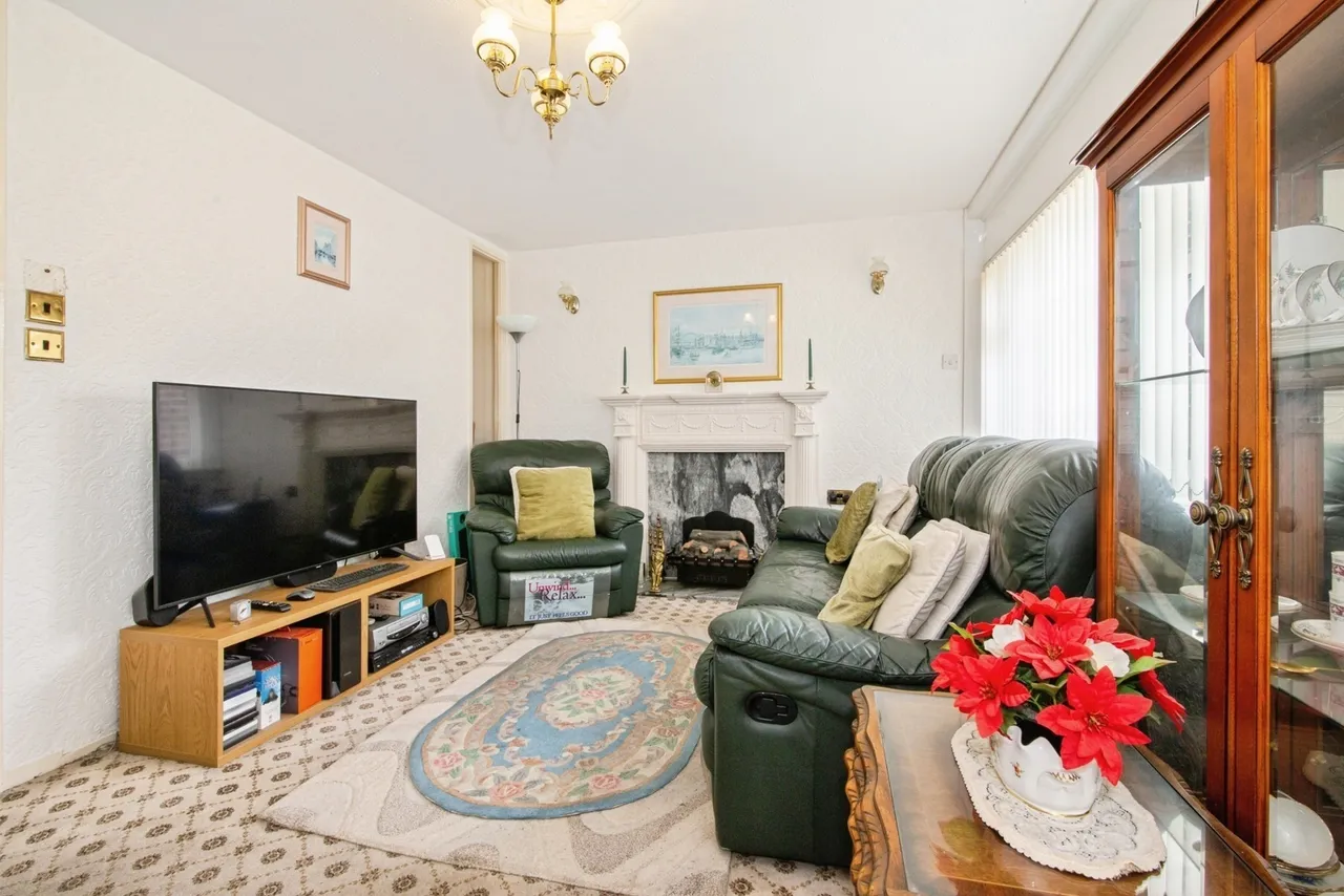 Dishforth Green, GATESHEAD, Tyne and Wear, NE9, photo 3