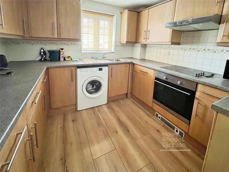 Amherst Place, Ryde, PO33, photo 3