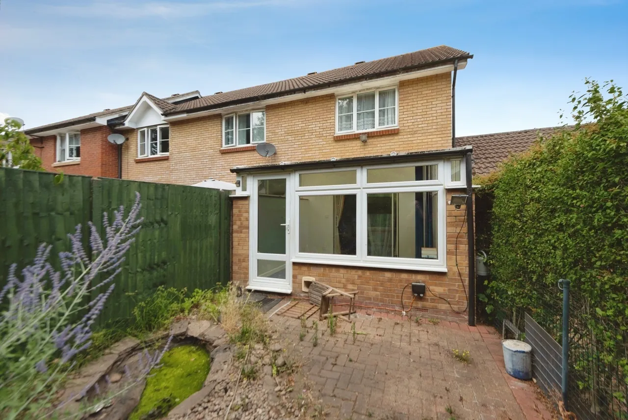 St. Faiths Close, Gosport, PO12, photo 3